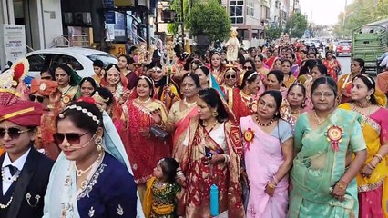 गणगौर माता का भव्य बाना निकाला