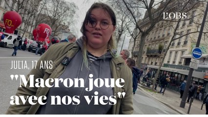 Julia, 17 ans, primo-manifestante contre la réforme des retraites