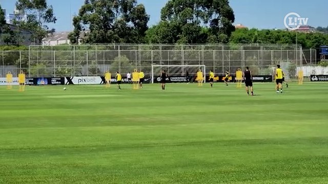 Manhã de treino para Corinthians, após derrota no dia anterior