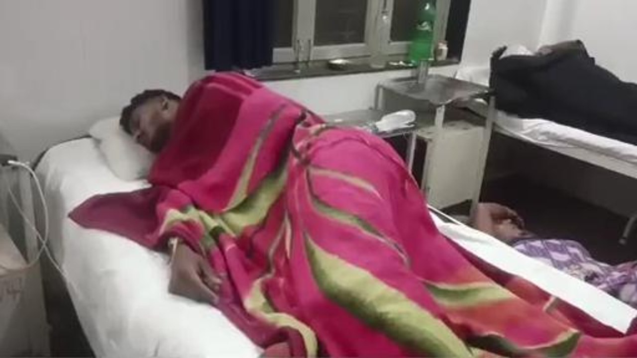 बैतूल: युवक ने खाया जहर,आनन-फानन में जिला अस्पताल में किया भर्ती