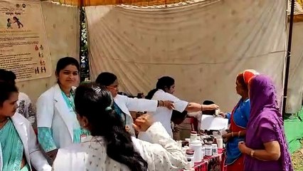 आयुष विभाग ने महिलाओं के लिए लगाया स्वास्थ्य शिविर