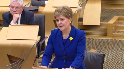 Standing ovation for Nicola Sturgeon at final FMQs