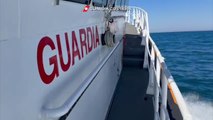 Guardia costiera soccorre 450 migranti  a 100 miglia da Siracusa