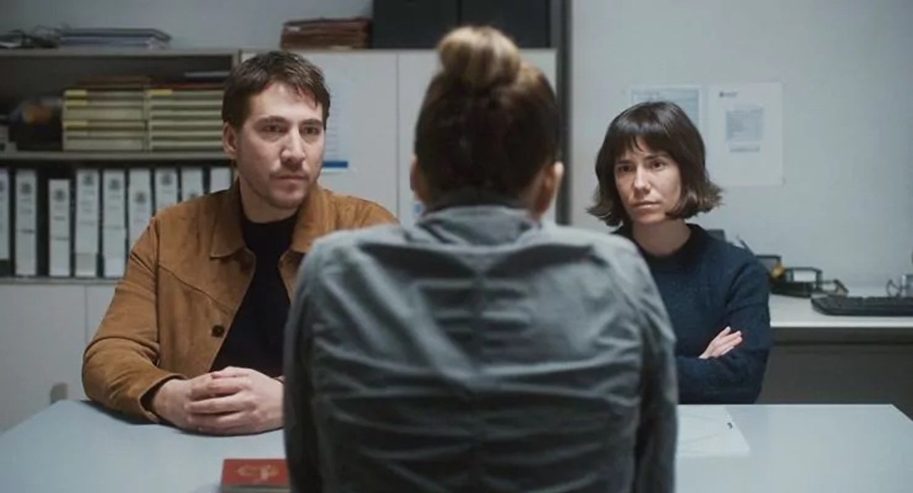 Upon entry - Trailer español