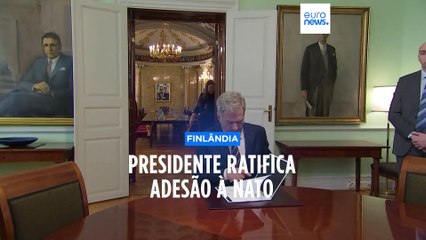 Presidente finlandês ratifica adesão à NATO