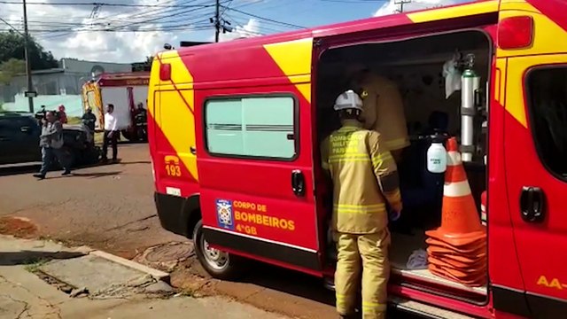 Ecosport capota após colisão com Jeep no Cascavel Velho