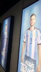 Las imágenes de los futbolistas de River fueron reemplazadas por la de los campeones del mundo