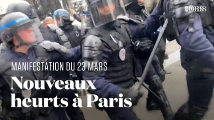 Video herunterladen: Des affrontements éclatent à Paris pendant la manifestation du 23 mars sur les retraites