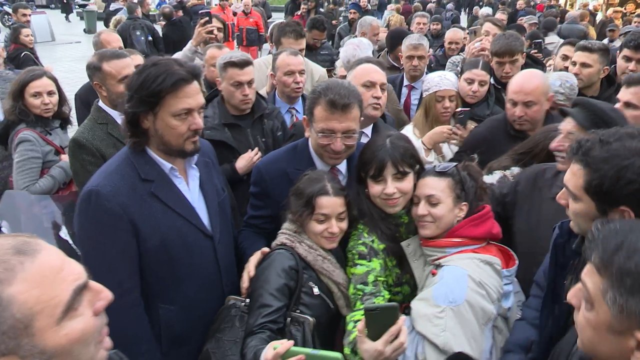 Depremzede genç İmamoğlu'na böyle dert yandı: Sizler gelebilirken neden kimse gelmedi?