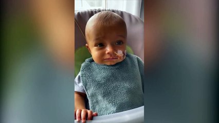 Baby born with no gallbladder was so yellow he looked like he had been "coloured in with a highlighter"