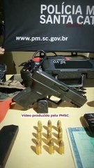 Três pessoas são presas por furto de caminhonete 