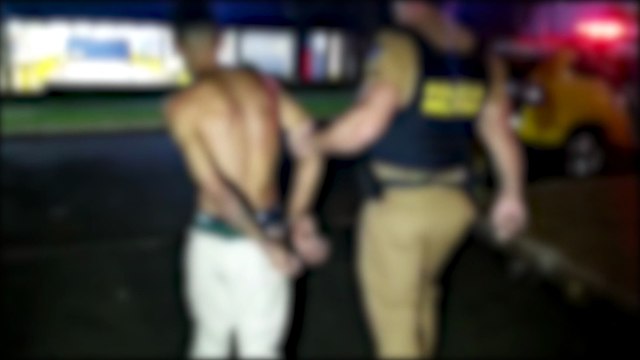 Só de calça: homem é detido após furtar celular de frentista no Esmeralda