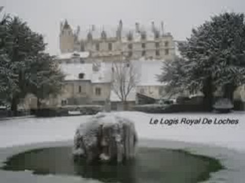 Loches Sous Un Manteau De Neige (Le Samedi 28 Janvier 2006)