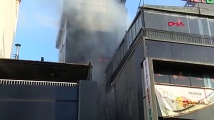 Pendik'te 7 katlı otelde yangın çıktı: Ölü ve yaralılar var