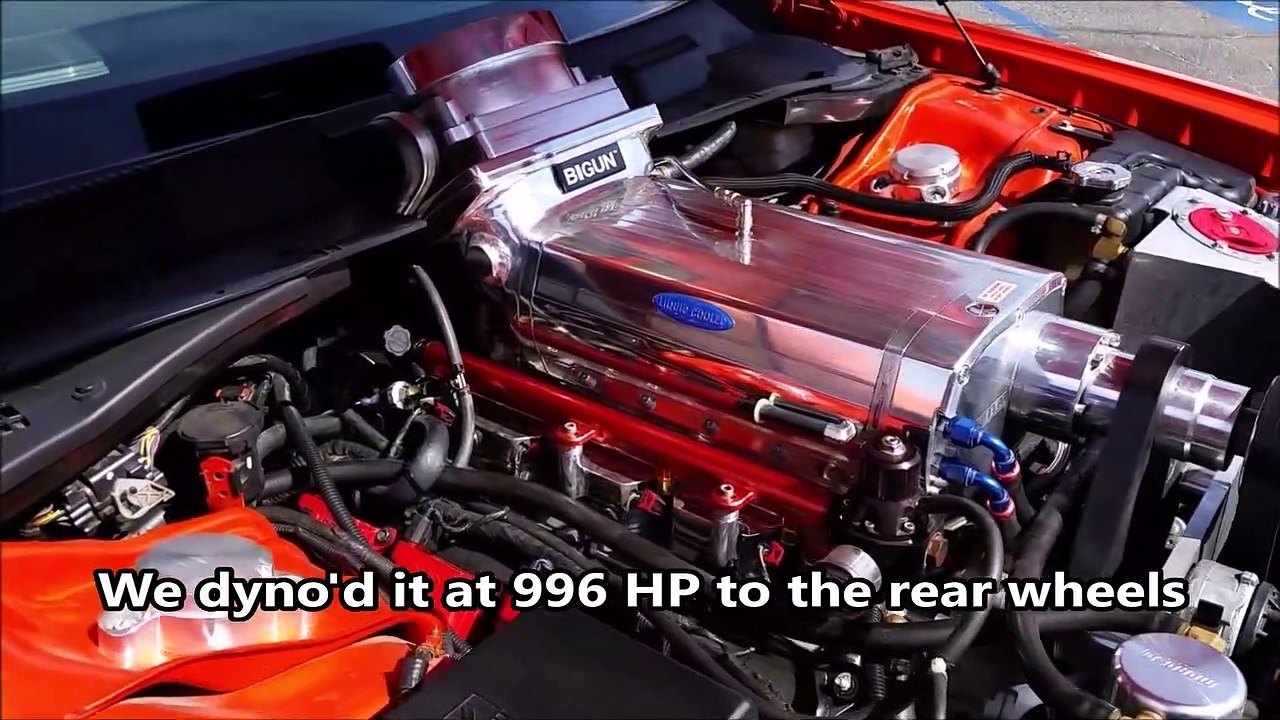 Mopar Muscle April 2016 Cover Shoot: 9-Second Challenger SRT-8