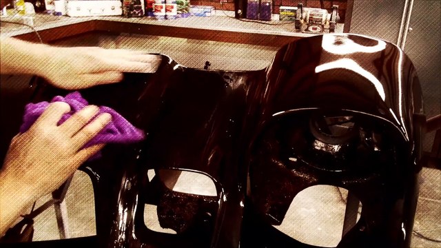 How To Color Sand & Buff Your Car's Paint on Hands-On Cars Ep 15 - Eastwood