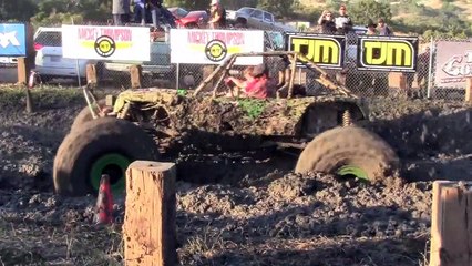 Top Truck Challenge - Mud Pit 10