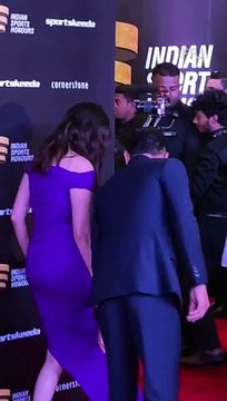 Anushka Sharma, Virat Kohli Arrive in Style at Indian Sports Honours 2023