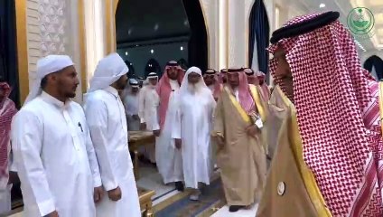 أمير نجران يواسي شيخ شمل قبيلة المكارمة في وفاة حسين الجمالي