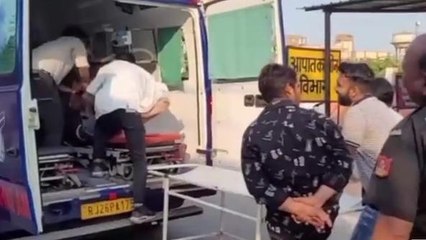 फिरोजाबाद: अज्ञात वाहन ने बाइक सवार को रौंदा, हालत गंभीर