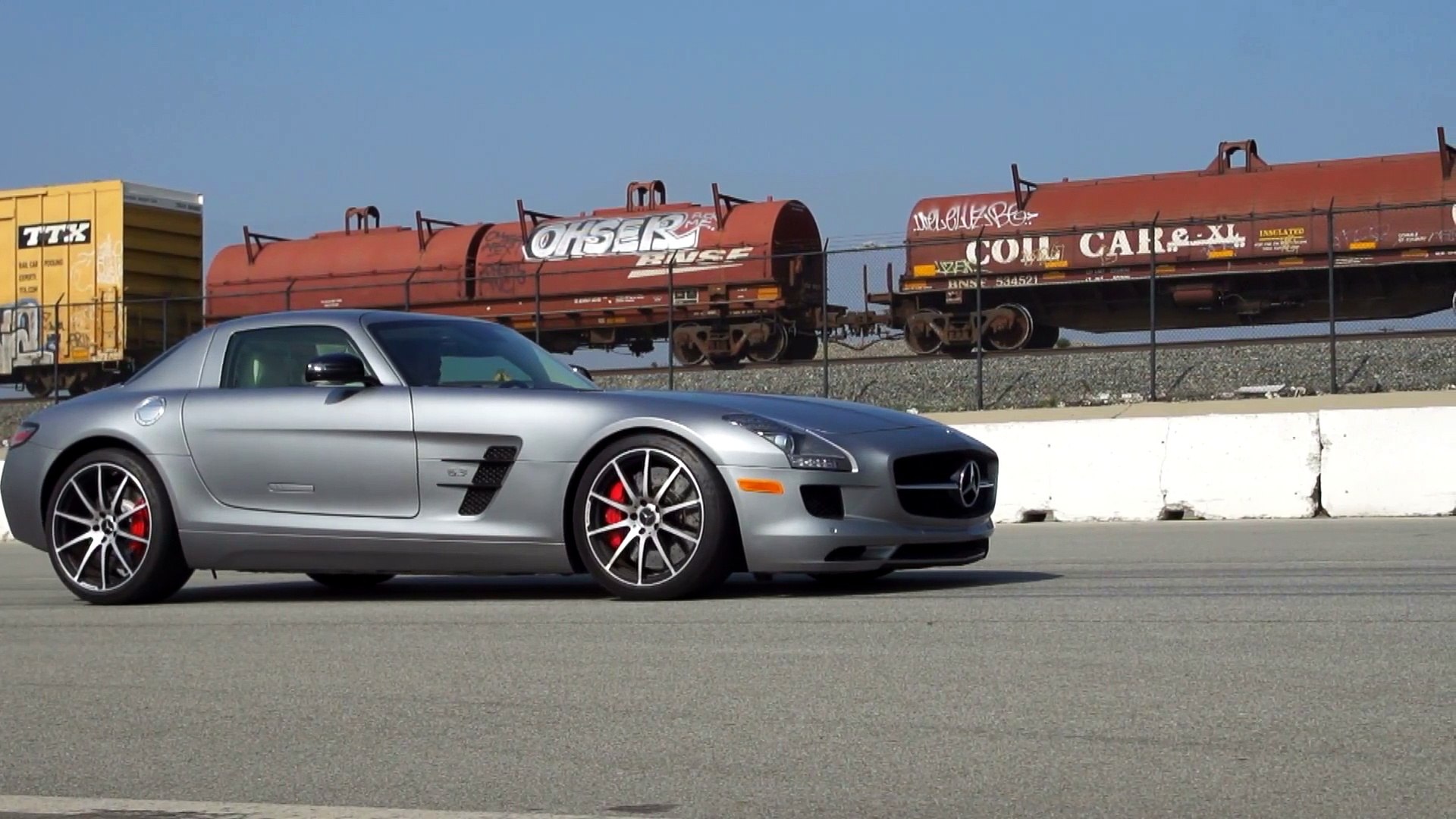 2013 Mercedes-Benz SLS AMG GT: More Power and More Control