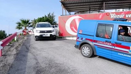 Mersin'de fuhuş operasyonu: 3 tutuklu