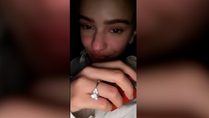 Rosalía y Rauw Alejandro anuncian su compromiso con 'Beso'