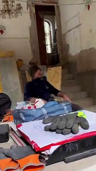 Pranking an Employee Using Concrete Powder