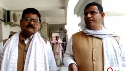 दरभंगा: किरतपुर में प्रखंड कार्यालय बनाने के मांग को लेकर मुखिया डीएम से मिले