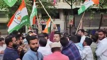 वीडियो स्टोरीः भाजपा दफ्तर के बाहर कांग्रेस का जोरदार प्रदर्शन