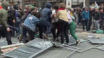 Retraites: des violences inédites depuis le début de la contestation