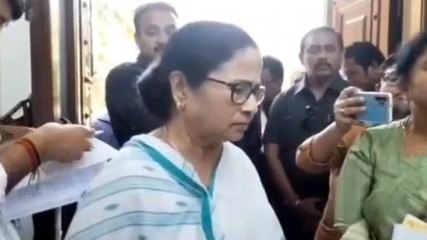 কলকাতা: 'মমতাকে ভোট নয়', সবাইকে জোটবদ্ধ হওয়ার ডাক শুভেন্দুর