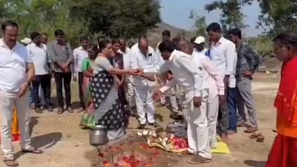 సిద్దిపేట: ఫంక్షన్ హాల్ నిర్మాణానికి భూమి పూజ..!