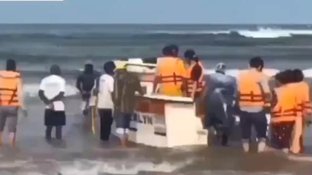 భీమిలి: పర్యాటకులకు గుడ్ న్యూస్... బీచ్ లో స్పీడ్ బోట్లు