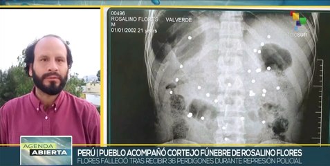 Pueblo de Cusco, Perú, acompaña cortejo fúnebre de Rosalino Flores