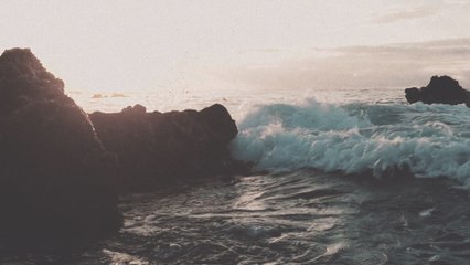 Rob Grant - The Poetry Of Wind And Waves (Visualiser)