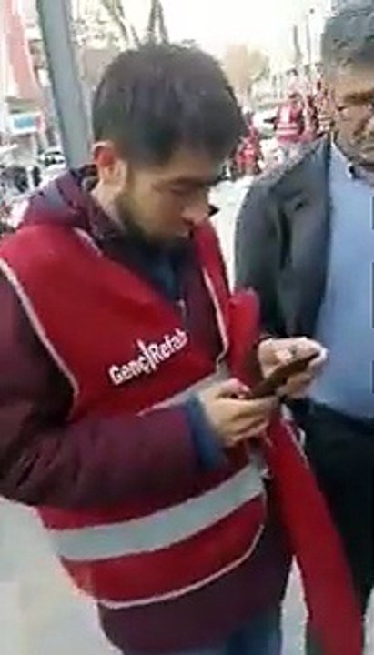 Cumhur İttifakı'na katıldıklarını Erbakan'a imza toplarken öğrendiler: "Spekülasyon olabilir ya"