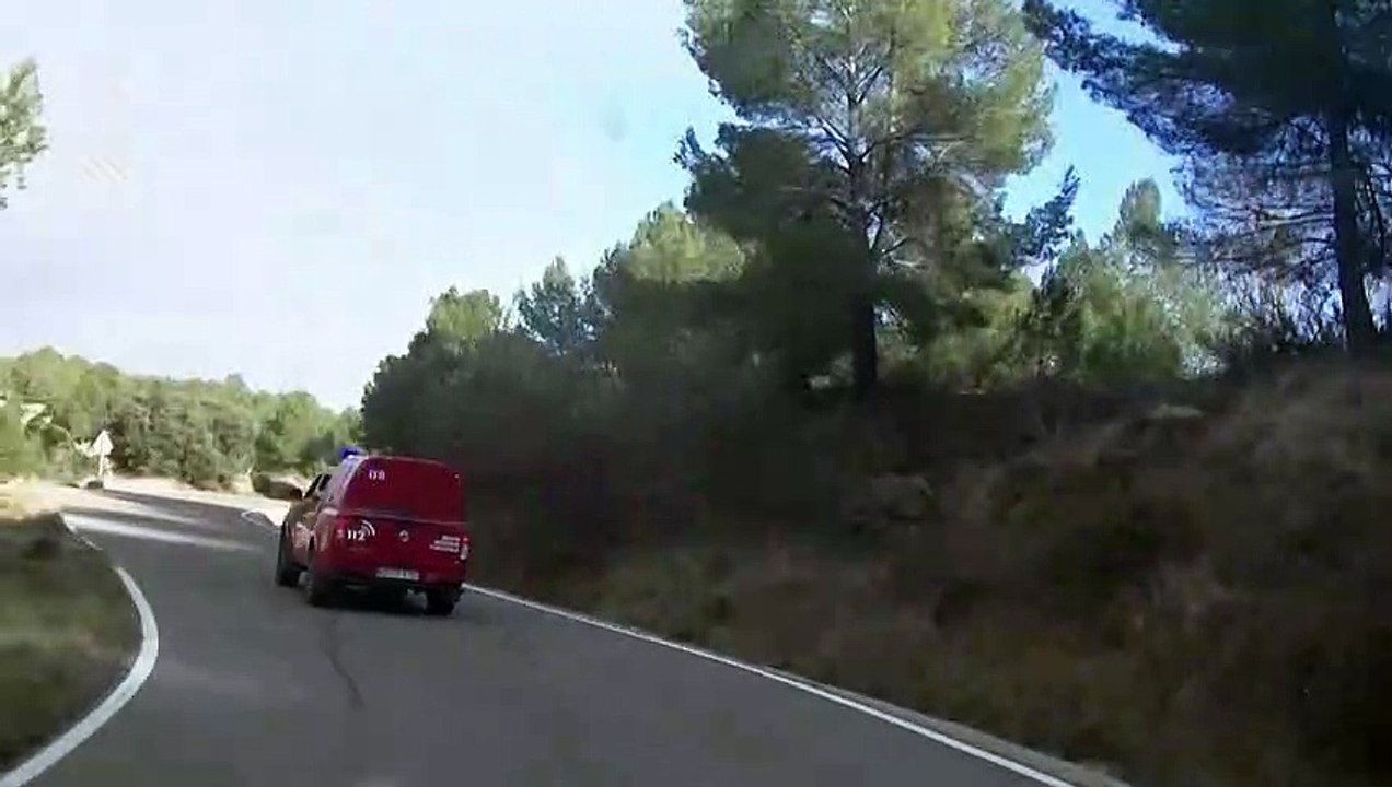 Primer gran incendio del año en España sigue ardiendo sin control