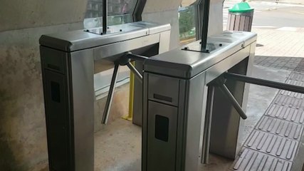 Vândalos destroem banheiros do Terminal Oeste e passageiros sofrem diariamente com problemas