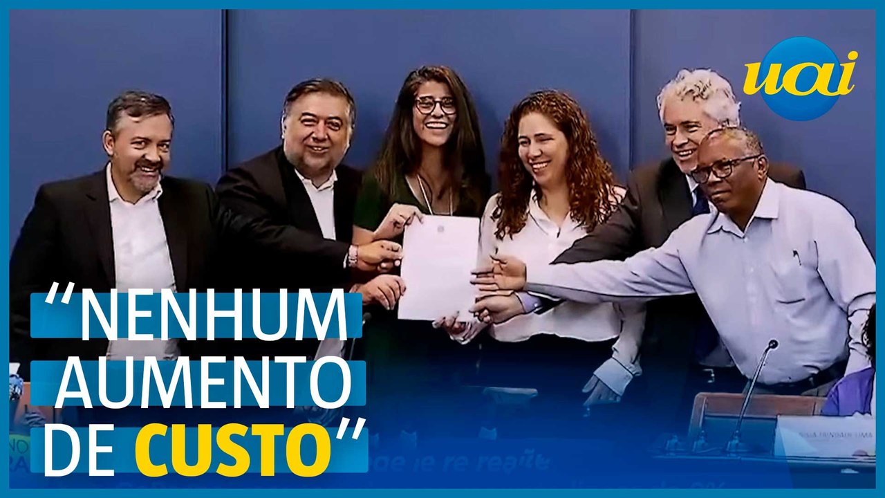 Governo e servidores assinam reajuste salarial de 9%