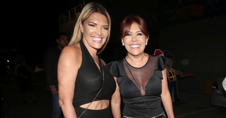 Jessica Newton en velorio del padre de Magaly