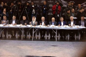 Kılıçdaroğlu'na çadır kent ziyaretinde zor soru: "HDP'ye de bakanlık verecek misiniz?"