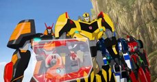 Transformers: Robots in Disguise 2015 Transformers: Robots in Disguise S03 E001 – History Lessons