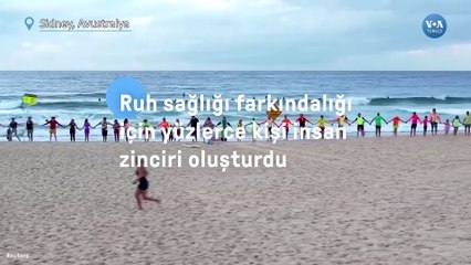 Ruh Sağlığı Farkındalığı İçin Yüzlerce Kişi İnsan Zinciri Oluşturdu