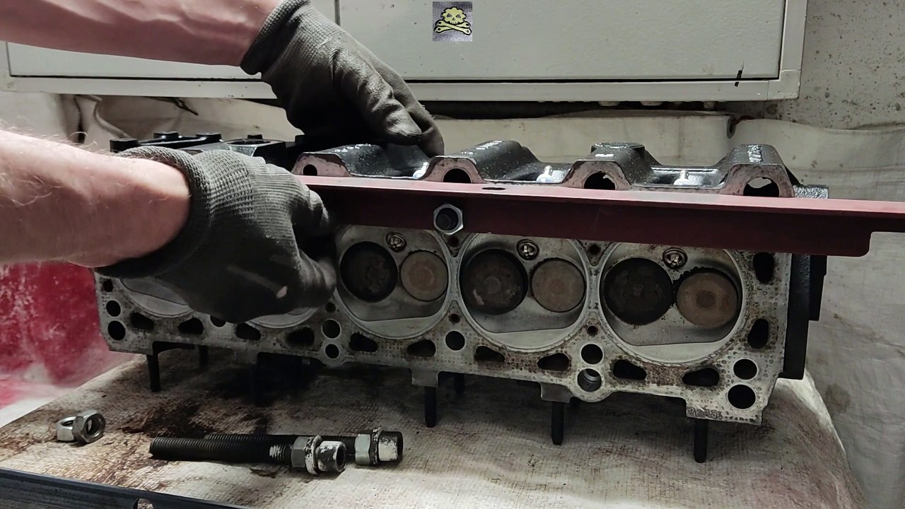 Zylinderkopf Reparatur Sockel Wartung