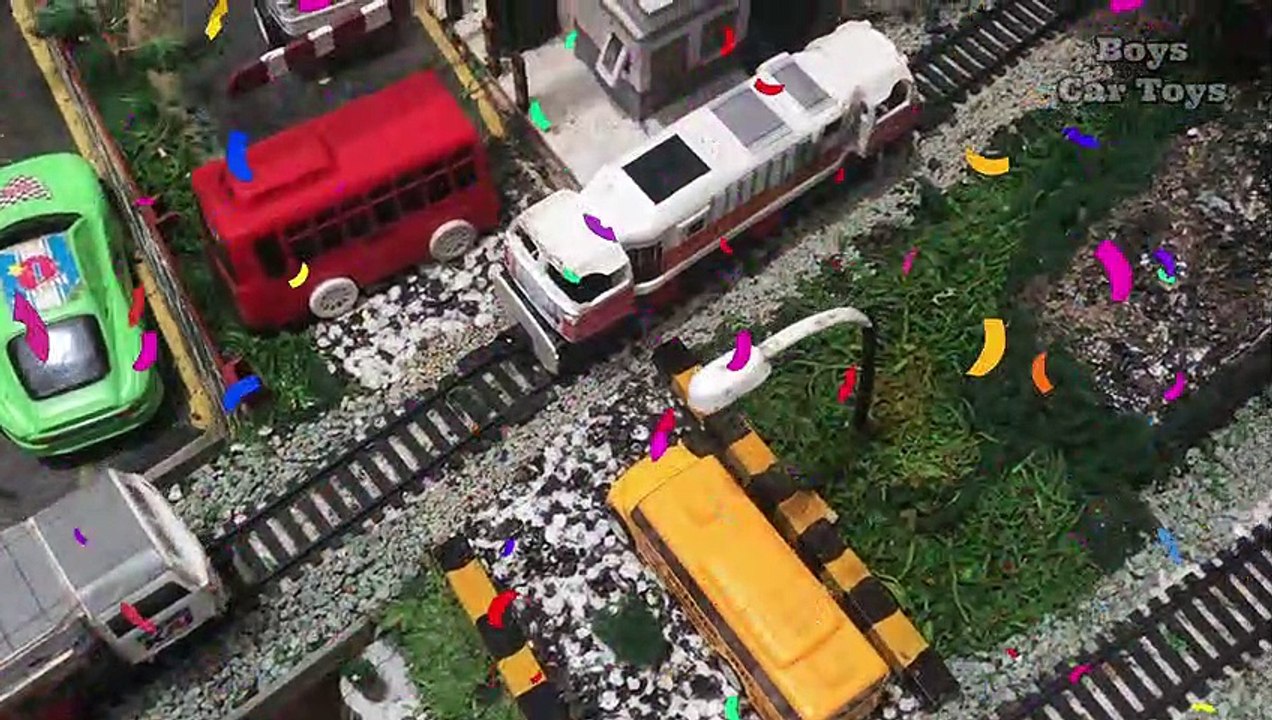 Wow!The Train Hits Tayo's Bus