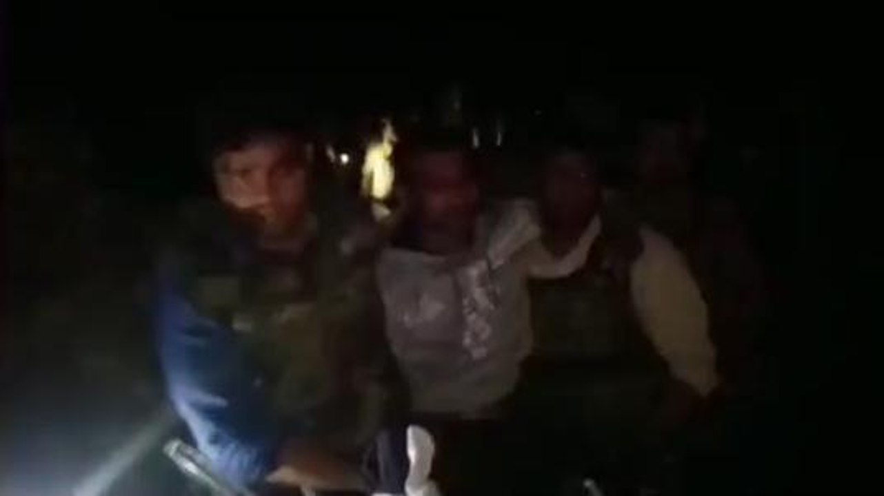 मैनपुरी: पुलिस ने मुठभेड़ में गिरफ्तार किया 25...