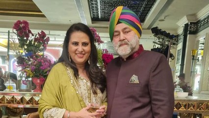 Download Video: Actress Nilu Kohli Husband Harminder Singh Kohli Demise, कैसे हुआ Bathroom में निधन | Boldsky