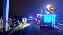 Incidente a Prato, auto finisce nella scarpata