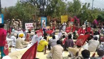 Demand to start government procurement of mustard, farmers expressed anger by taking out fury march